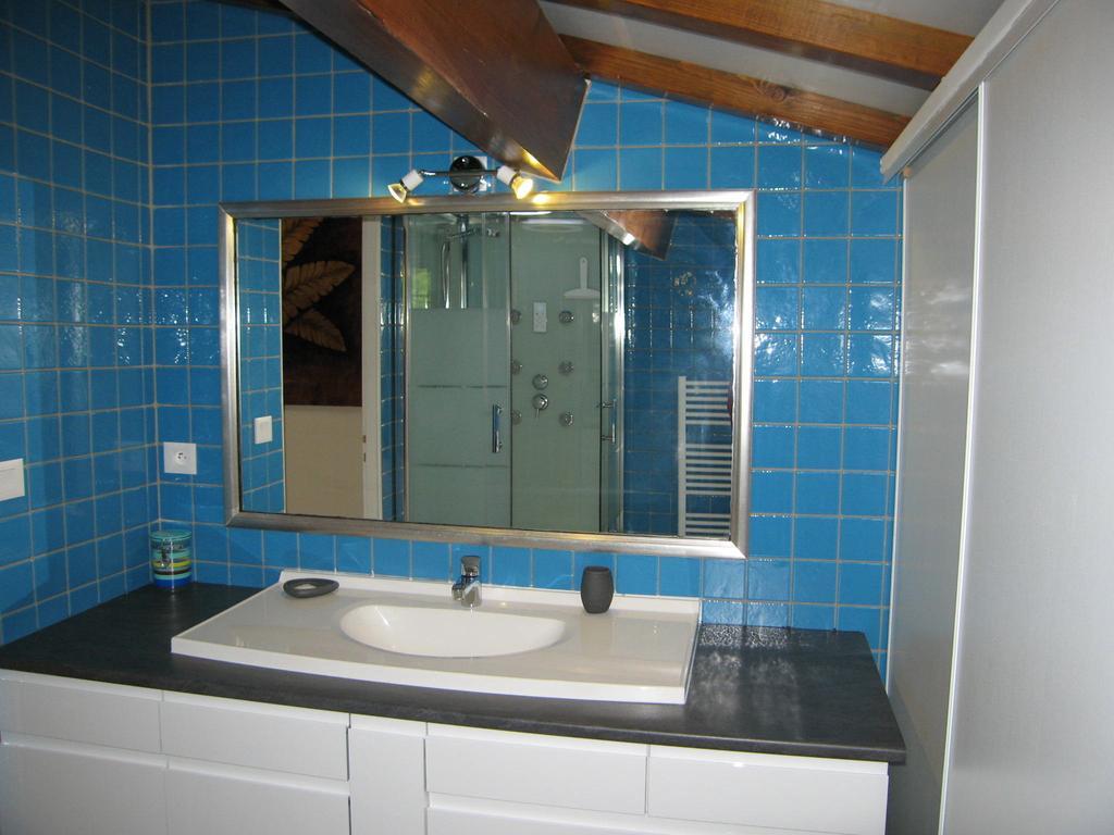 Faubourg St Jean Apartment Aubeterre-sur-Dronne Room photo